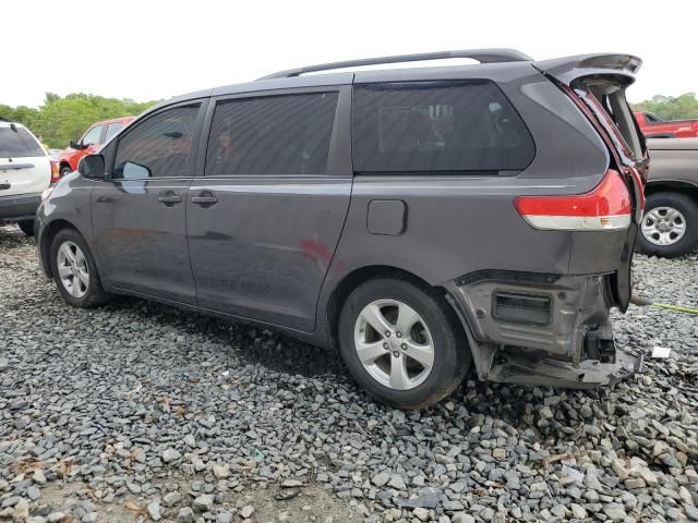 2011 Toyota Sienna LE