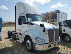 Salvage trucks for sale at Gainesville, GA auction: 2018 Kenworth Construction T680