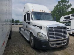 Salvage trucks for sale at Conway, AR auction: 2009 Freightliner Cascadia 125