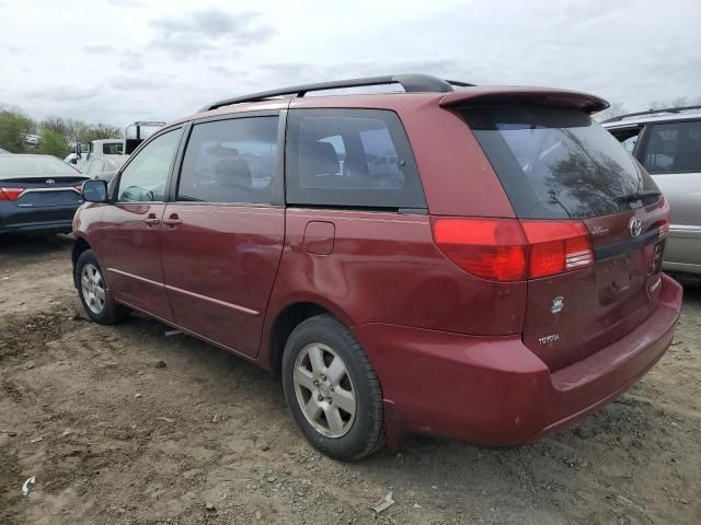 2004 Toyota Sienna CE