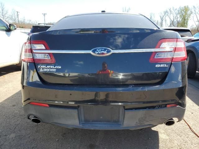 2013 Ford Taurus SEL