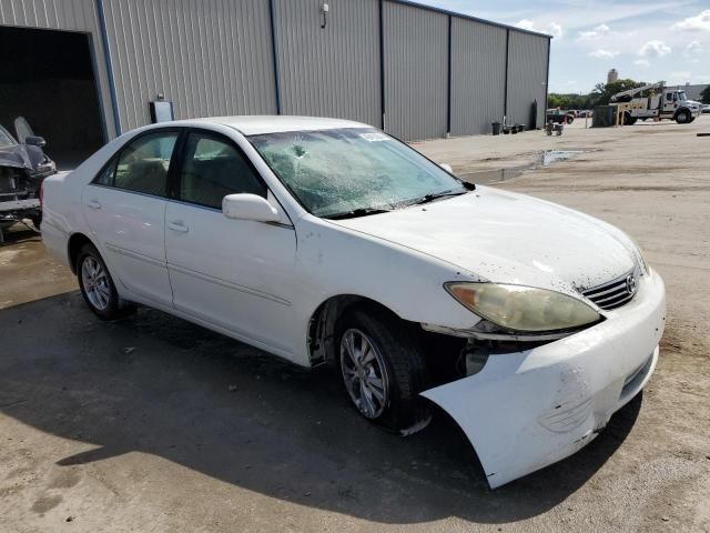 2005 Toyota Camry LE