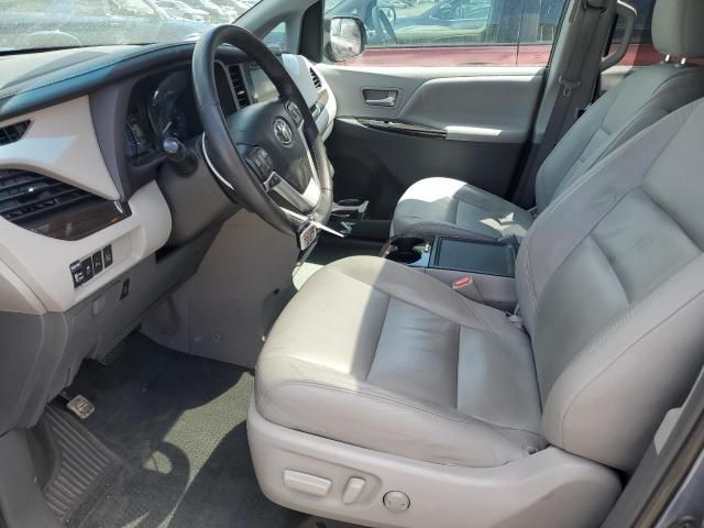 2015 Toyota Sienna XLE