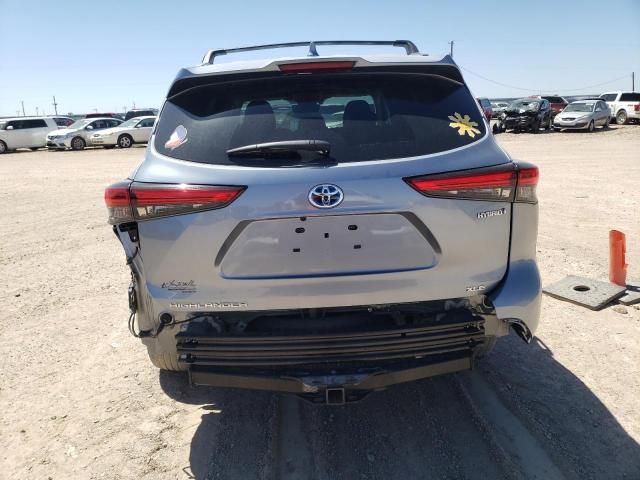 2021 Toyota Highlander Hybrid XLE