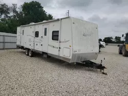 Salvage trucks for sale at New Braunfels, TX auction: 2009 Timberlodge Trailer