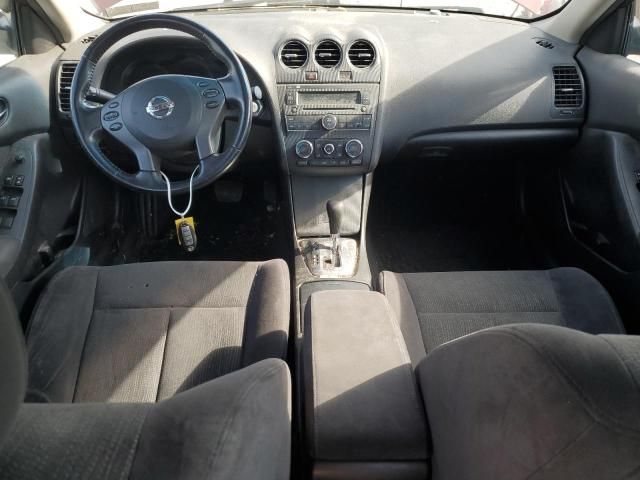 2011 Nissan Altima Base