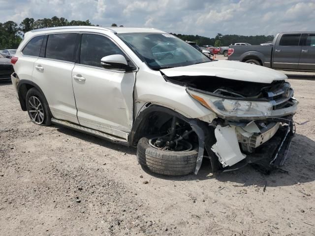 2018 Toyota Highlander SE