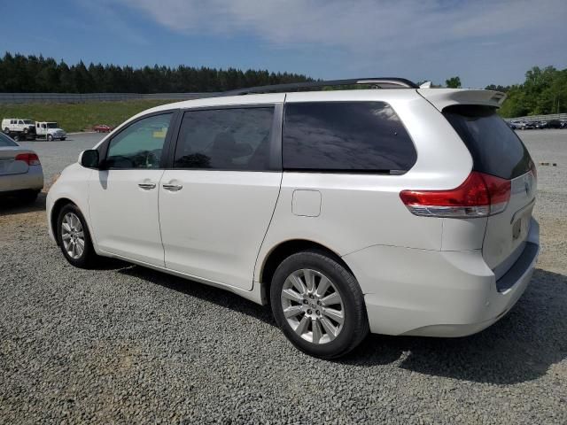 2011 Toyota Sienna XLE