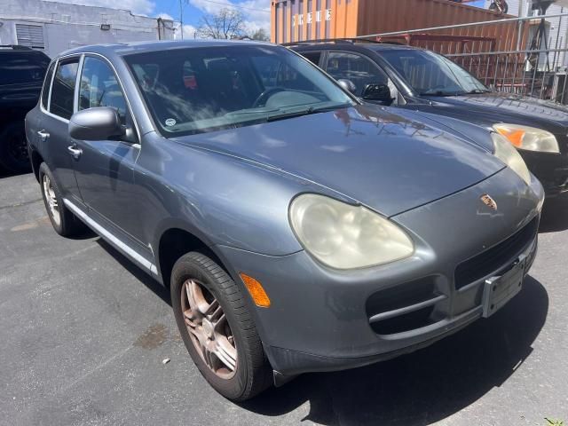 2004 Porsche Cayenne