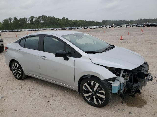 2022 Nissan Versa SR