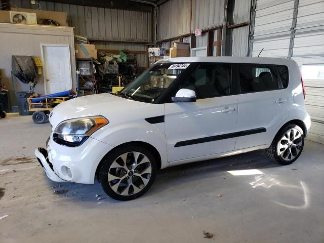 2013 KIA Soul +