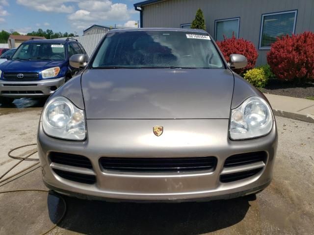 2004 Porsche Cayenne S