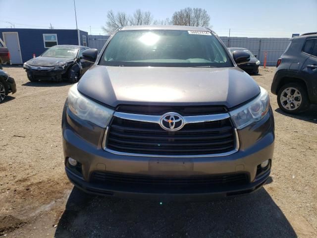 2016 Toyota Highlander LE