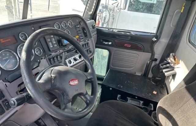 2014 Peterbilt 365