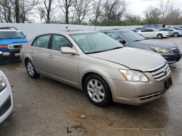 2005 Toyota Avalon XL