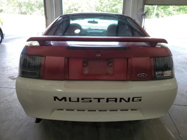 2004 Ford Mustang