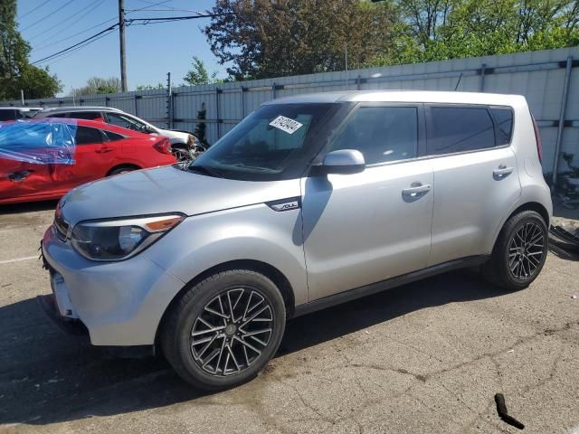 2015 KIA Soul +