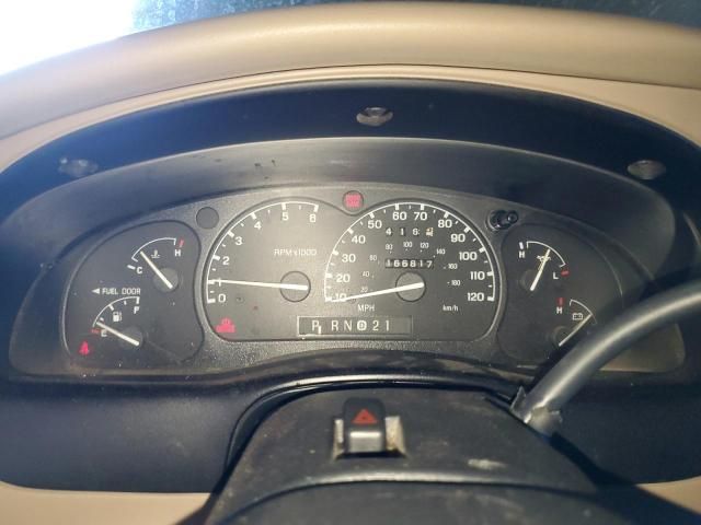 2000 Ford Explorer XLS