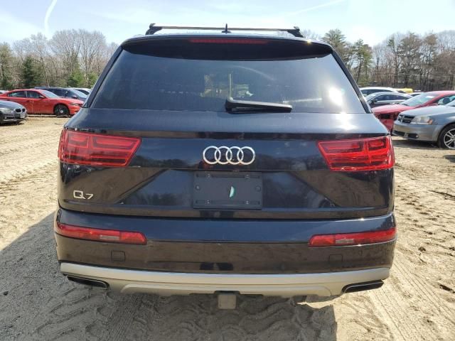 2019 Audi Q7 Premium Plus