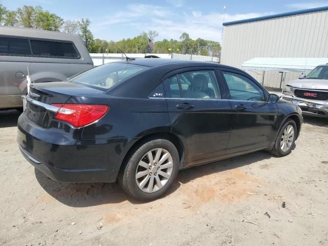 2013 Chrysler 200 Touring