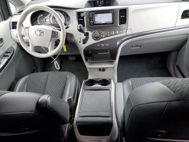 2014 Toyota Sienna Sport