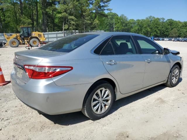 2016 Toyota Camry LE