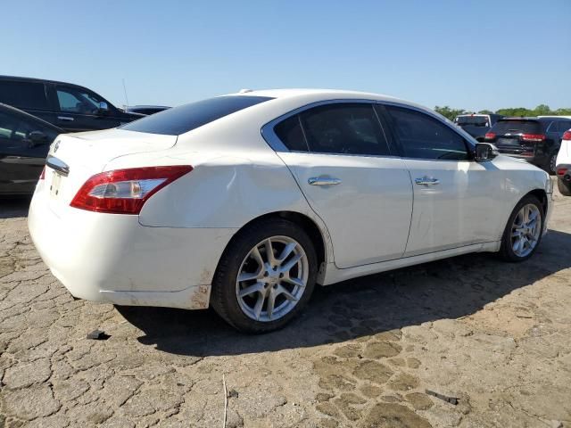 2010 Nissan Maxima S