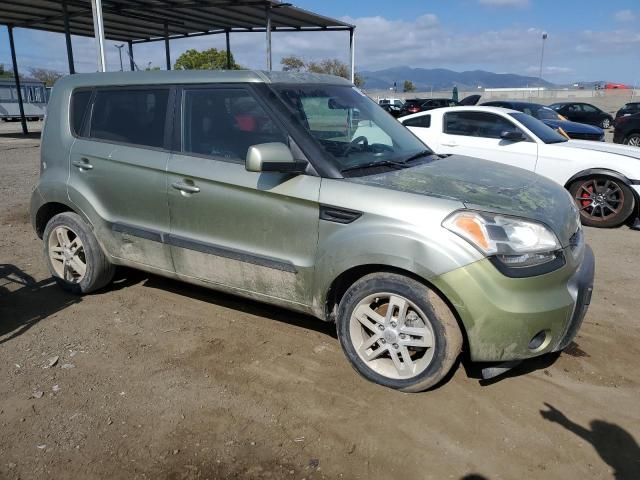 2011 KIA Soul +