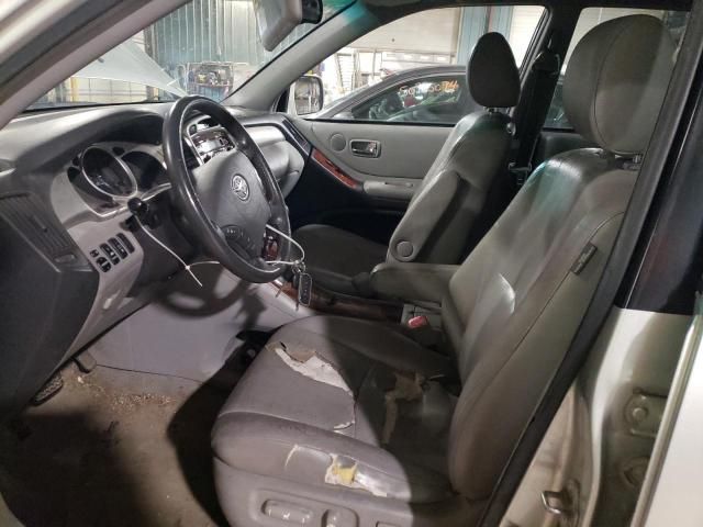 2004 Toyota Highlander Base