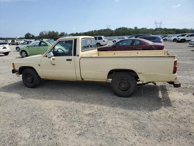 1986 Toyota Pickup 1 TON Long BED RN55
