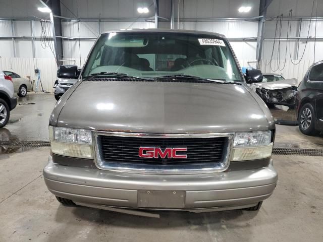 2003 GMC Safari XT