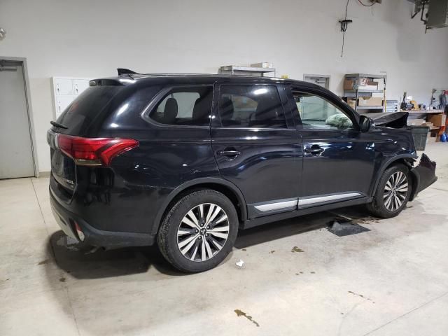 2019 Mitsubishi Outlander SE