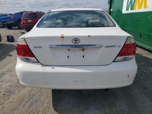 2005 Toyota Camry LE