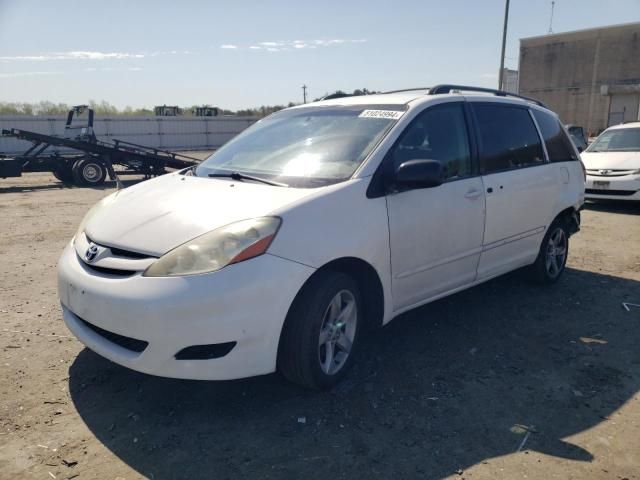 2006 Toyota Sienna CE