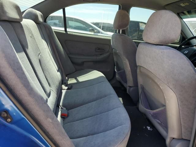 2004 Hyundai Elantra GLS