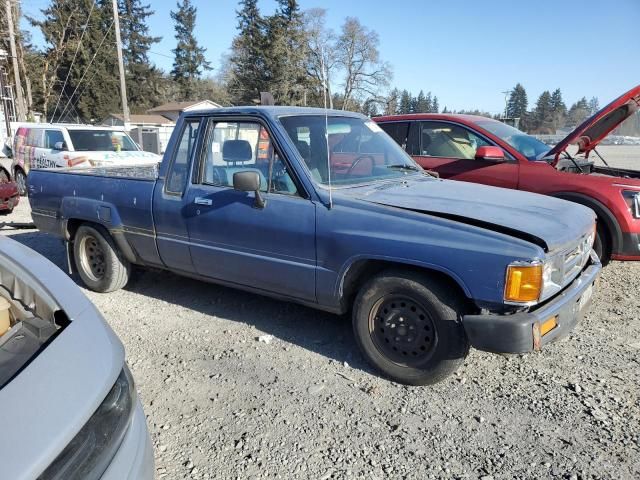 1985 Toyota Pickup Xtracab RN56 SR5