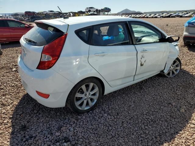 2012 Hyundai Accent GLS