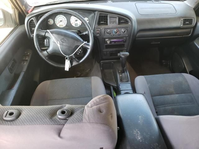 2001 Nissan Pathfinder LE