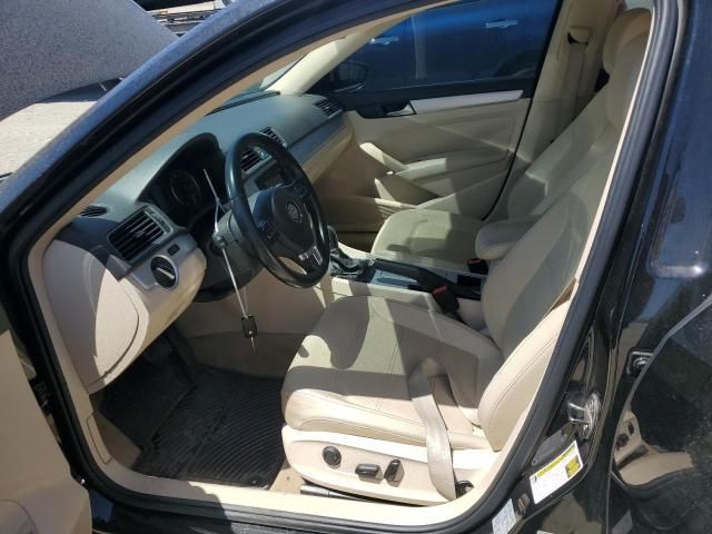 2012 Volkswagen Passat SE