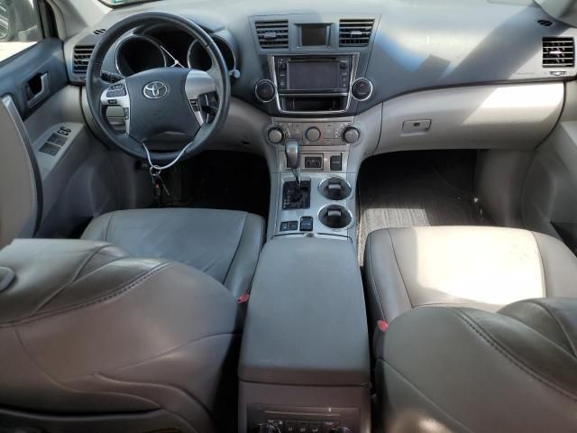 2013 Toyota Highlander Base