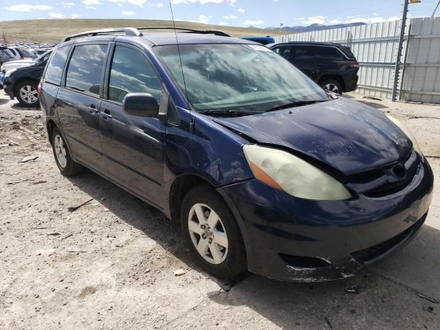 2006 Toyota Sienna CE