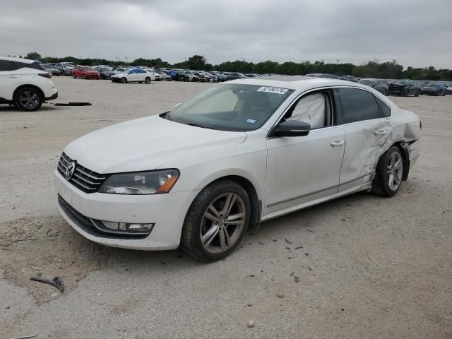 2013 Volkswagen Passat SEL