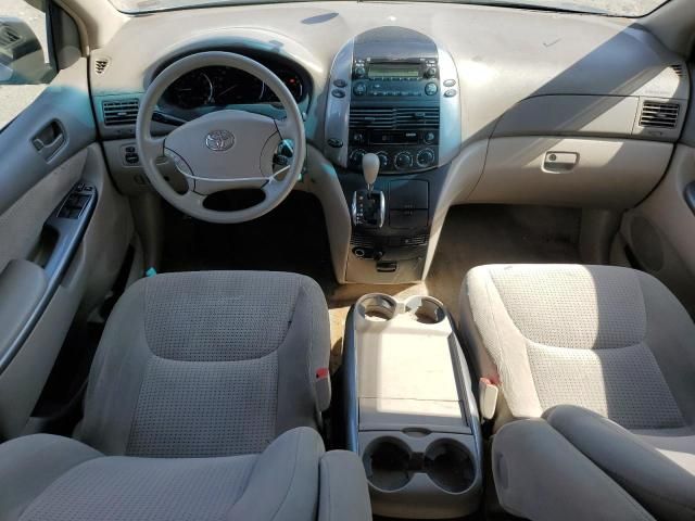 2006 Toyota Sienna CE