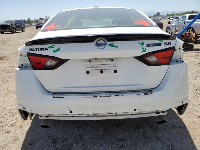 2022 Nissan Altima SR
