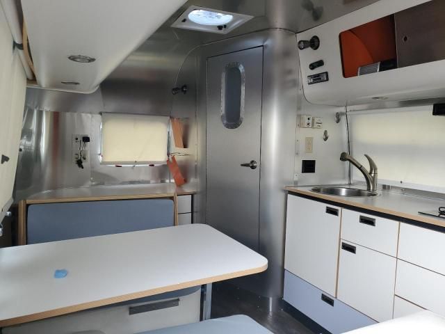 2002 Airstream Camper