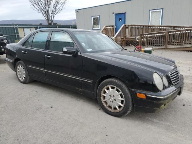 2001 Mercedes-Benz E 320