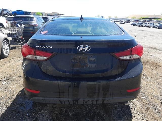 2015 Hyundai Elantra SE