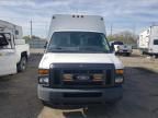 2012 Ford Econoline E350 Super Duty Cutaway Van