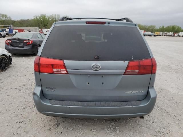 2004 Toyota Sienna CE