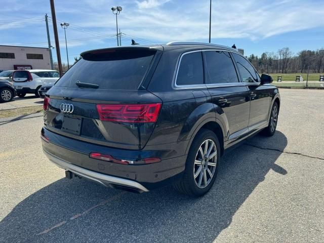 2019 Audi Q7 Premium Plus